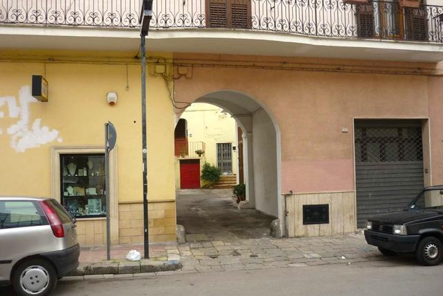 #25560 Laboratorio artigiano con corte in centro città in vendita - foto 10