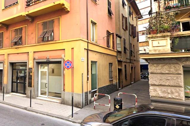 #25689 Ufficio piano terra in palazzina centrale in vendita - foto 1
