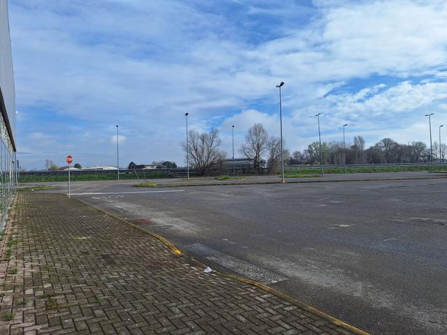 Con servizi in vendita