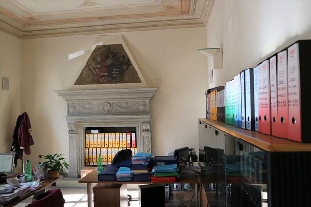 #2978 Palazzo uffici con corte in centro storico in vendita - foto 3