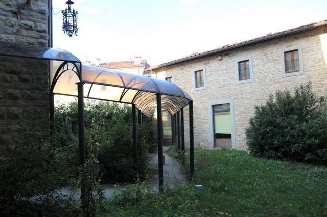 #2978 Palazzo uffici con corte in centro storico in vendita - foto 5