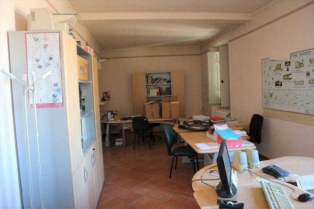 #2978 Palazzo uffici con corte in centro storico in vendita - foto 10