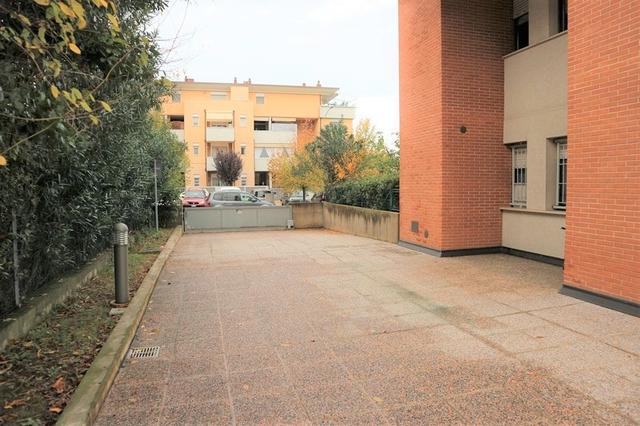 Posti auto in vendita