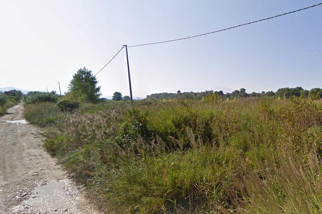 #4728 Terreno edificabile di 176.035 mq in vendita - foto 4