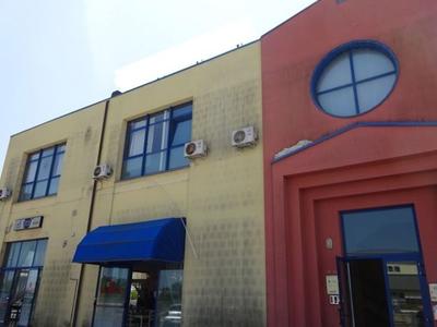 Laboratori in vendita
