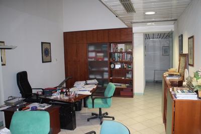 Con servizi in vendita