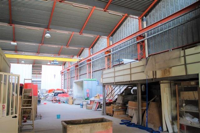 #692 Complesso artigianale e palazzina uffici in vendita - foto 2