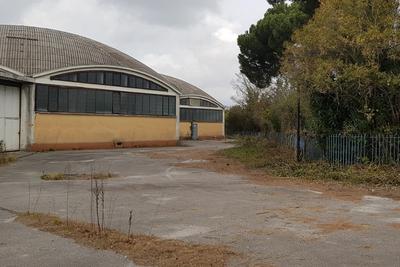 Stabilimenti produttivi in vendita