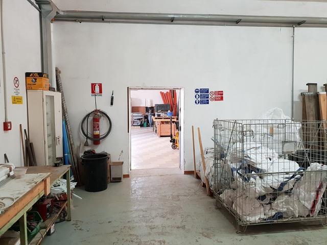 #7133 Laboratorio con deposito e porzione di piazzale in vendita - foto 7