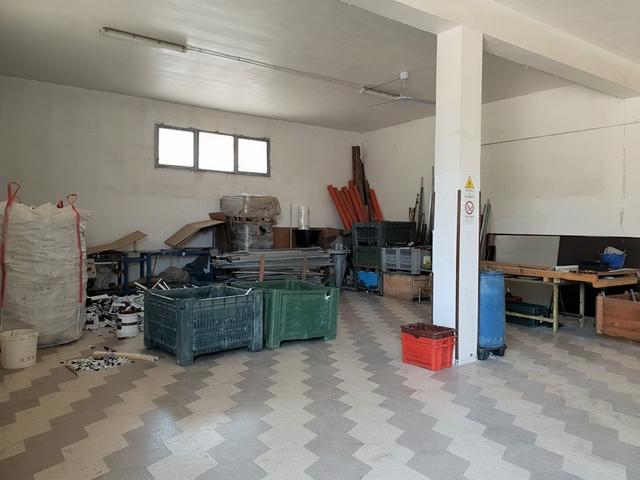 #7133 Laboratorio con deposito e porzione di piazzale in vendita - foto 8