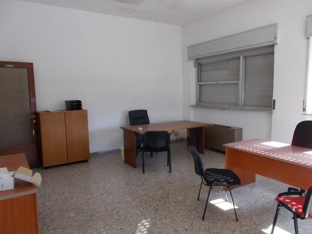 Fabbricati industriali in vendita