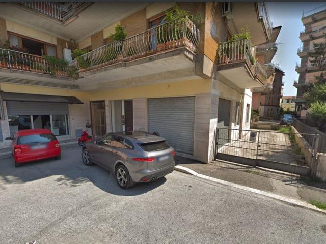 #7358 Ufficio in complesso residenziale in vendita - foto 1