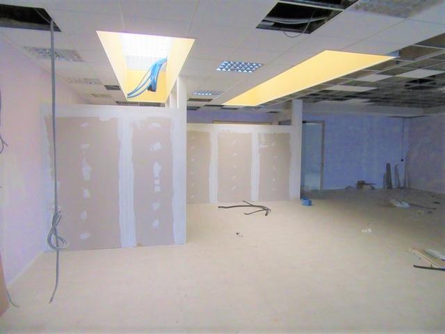 #7429 Laboratorio artigianale in complesso commerciale (Sub 46) in vendita - foto 2