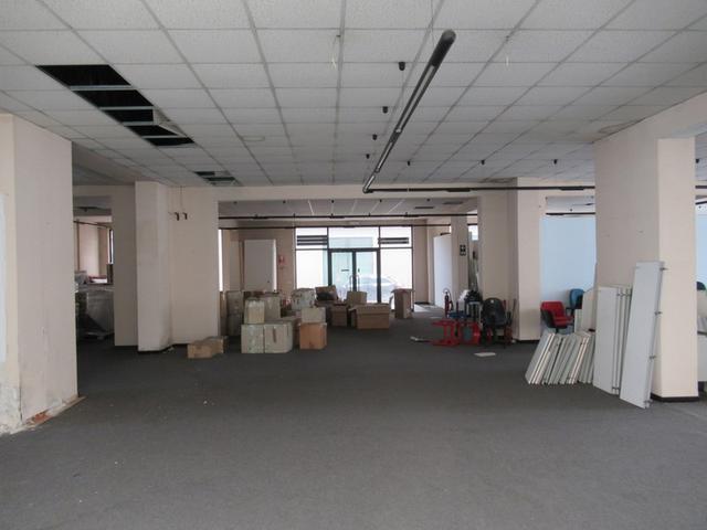#7697 Locale commerciale di 835 mq in vendita - foto 5