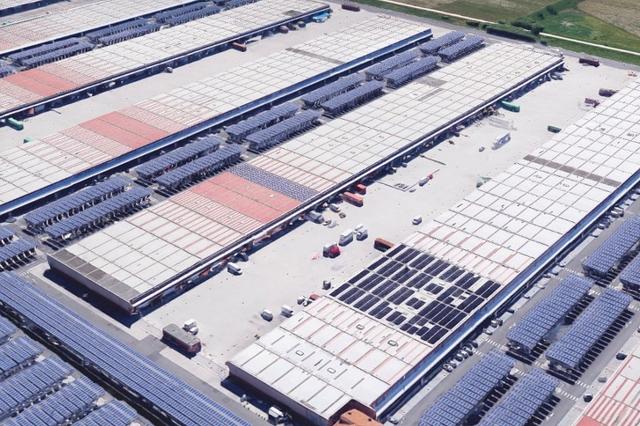 #8018 Aree urbane in complesso commerciale in vendita - foto 4