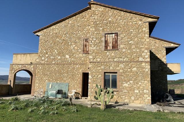 Rustici e casali in vendita