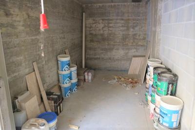 Garage in vendita