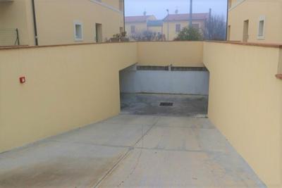 Garage in vendita