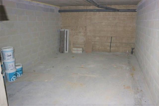 Garage in vendita