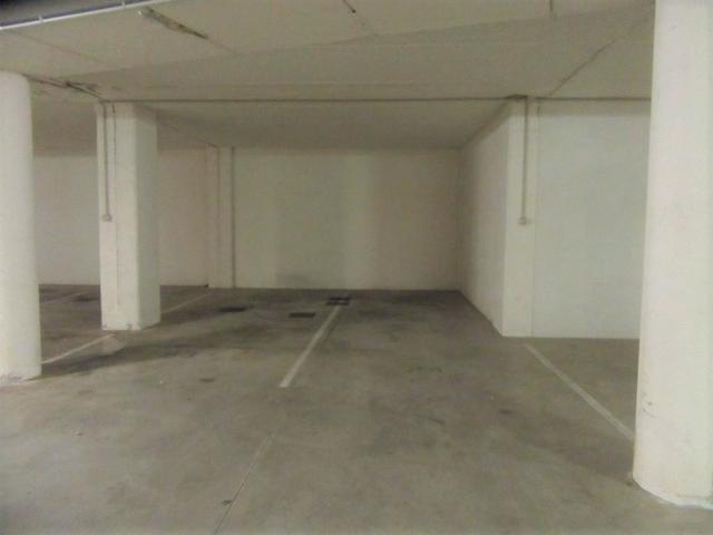 #9622 Ufficio al piano primo con posti auto coperti in vendita - foto 11