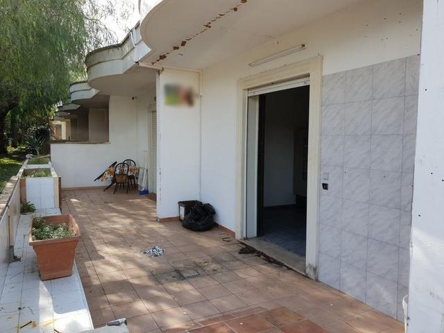 #9720 Locale commerciale in villaggio polifunzionale (sub 303) in vendita - foto 7