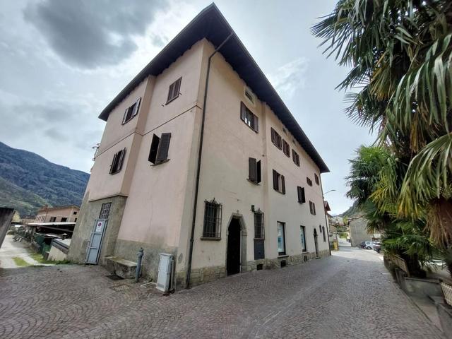 Studi privati in vendita