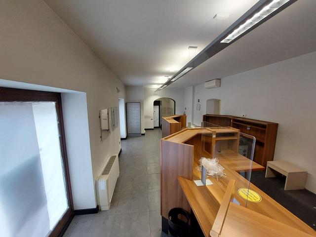 Studi privati in vendita