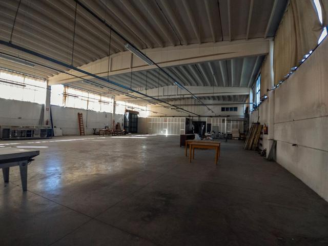 #25777 Capannone industriale con uffici e locale commerciale in provincia di Taranto in vendita - foto 15