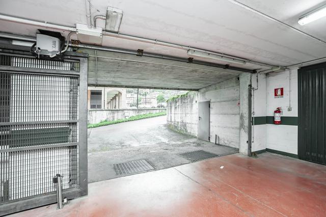 Garage in vendita