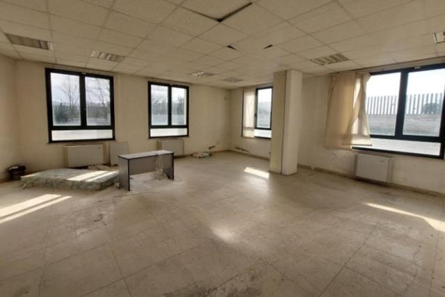 #25774 Stabilimento industriale con area esterna esclusiva in vendita - foto 11
