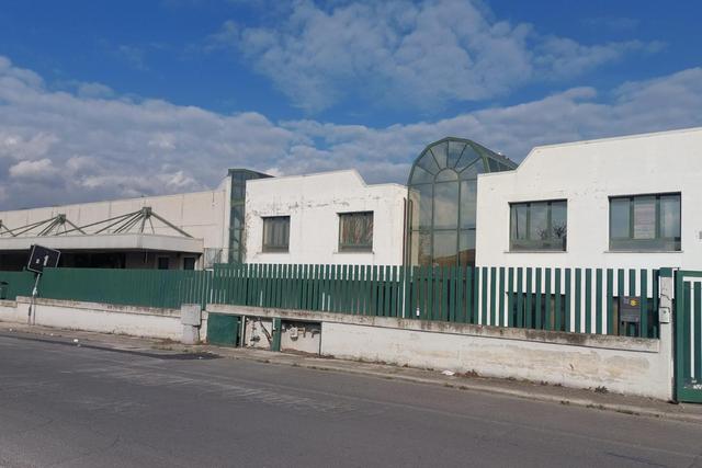 #25774 Stabilimento industriale con area esterna esclusiva in vendita - foto 3