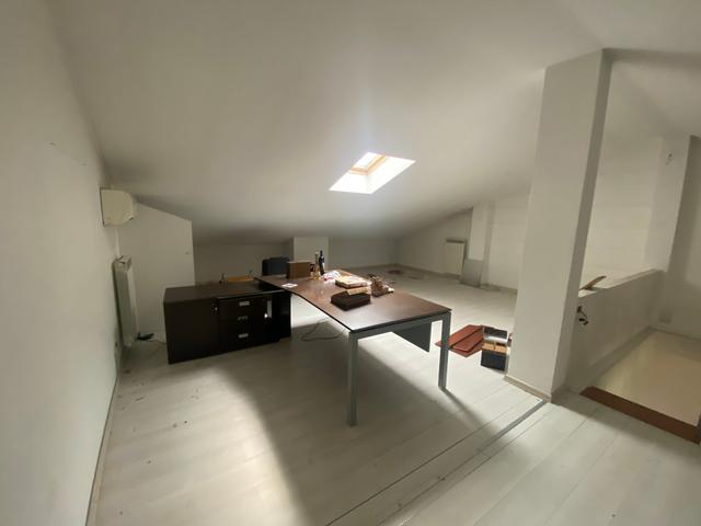 #2640009 Ufficio con cantina in edificio residenziale in vendita - foto 5