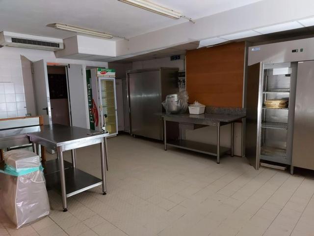 #12269 Albergo con piscina e pertinenze in vendita - foto 34