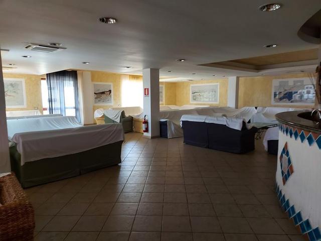 #12269 Albergo con piscina e pertinenze in vendita - foto 44