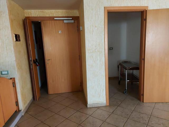 #12269 Albergo con piscina e pertinenze in vendita - foto 48