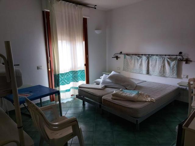 #12269 Albergo con piscina e pertinenze in vendita - foto 63