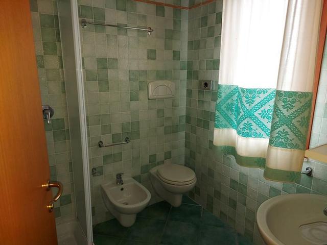 #12269 Albergo con piscina e pertinenze in vendita - foto 12