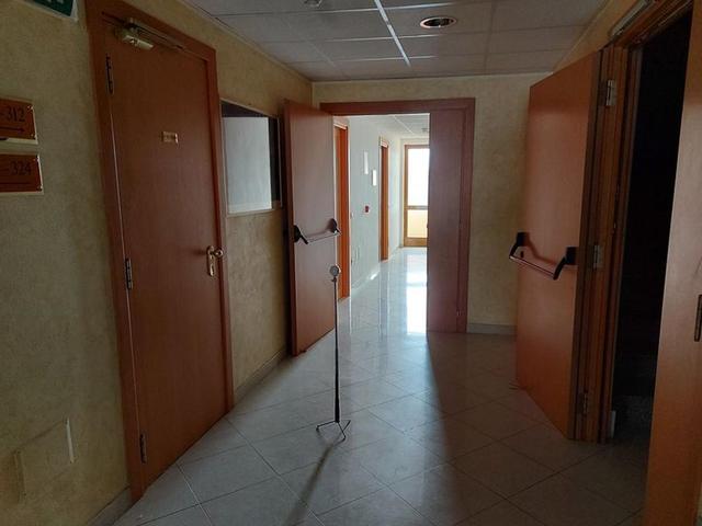 #12269 Albergo con piscina e pertinenze in vendita - foto 19