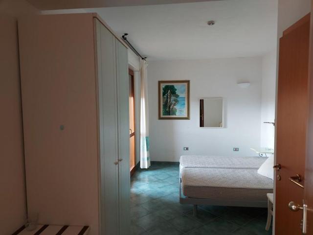 #12269 Albergo con piscina e pertinenze in vendita - foto 20