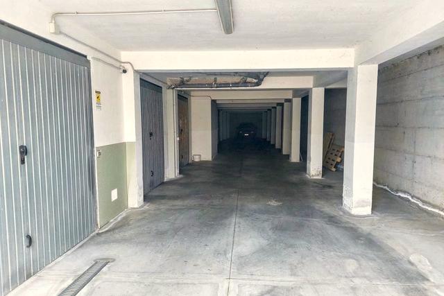 Garage in vendita