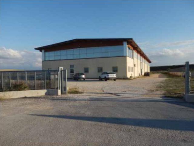 #2537572 Capannone con uffici e pertinenze in vendita - foto 1