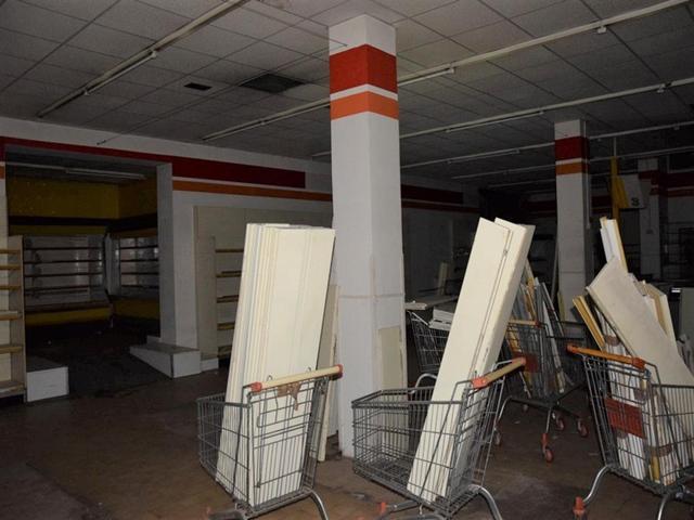 Complessi commerciali in vendita