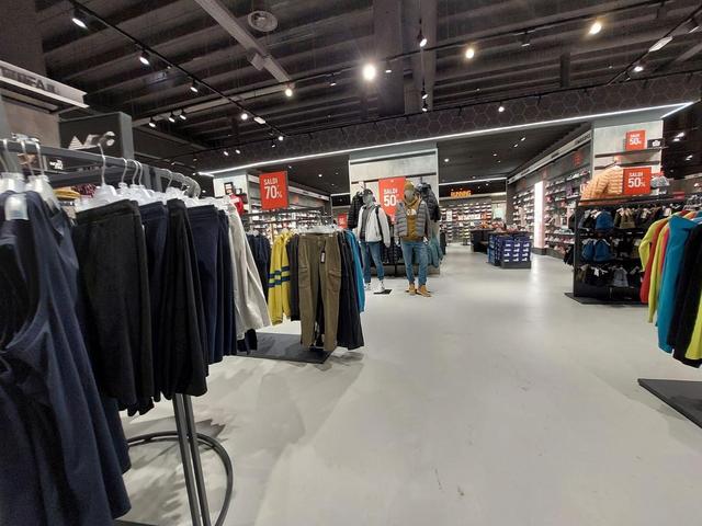#25530 Locale commerciale a reddito in centro commerciale in vendita - foto 4