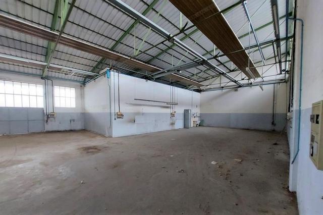 #15887 Complesso industriale con uffici e terreno in vendita - foto 3