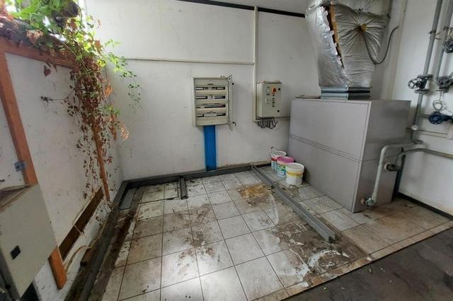 #15887 Complesso industriale con uffici e terreno in vendita - foto 11