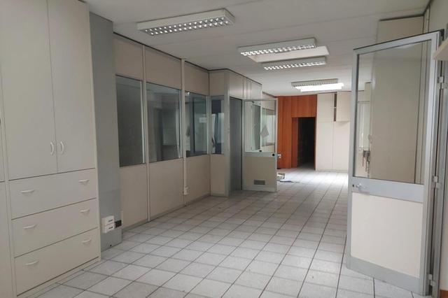 #15887 Complesso industriale con uffici e terreno in vendita - foto 8