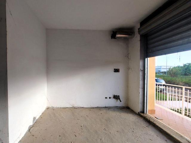#24332 Negozio al grezzo con corte esclusiva e cantina  (sub 3) in vendita - foto 10