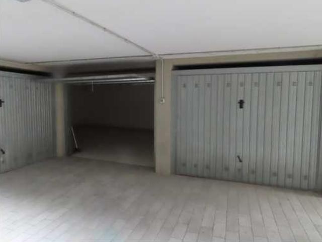 Garage in vendita