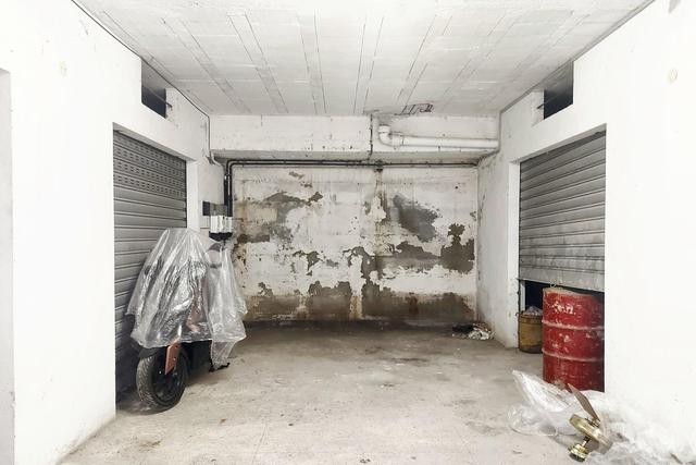 Garage in vendita