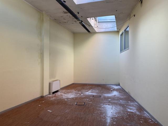 Grandi dimensioni in vendita